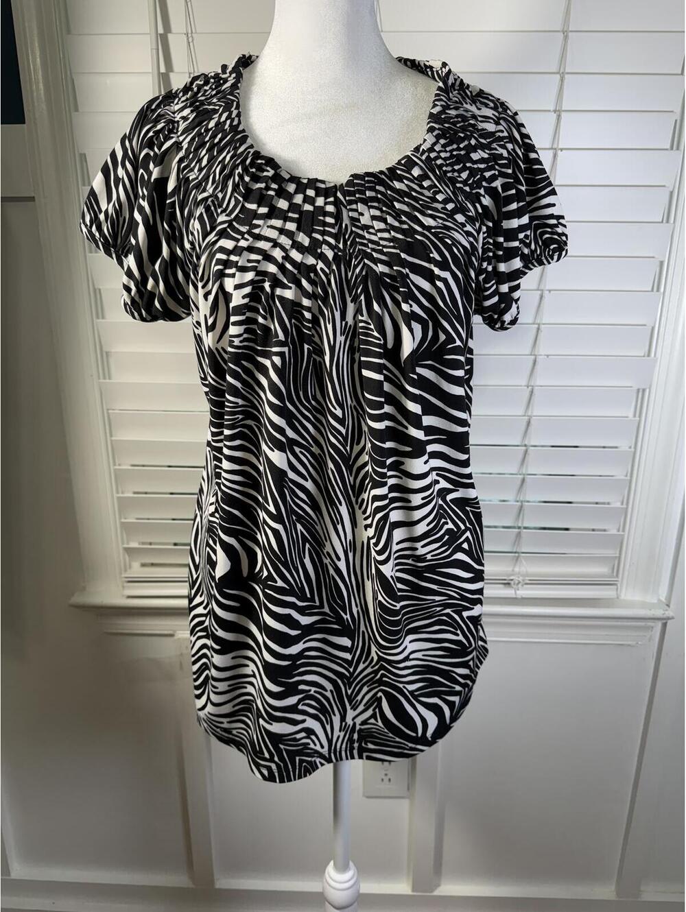Valerie Stevens Women's Large Zebra Print Blouse - Pleated Neckline - Stretch